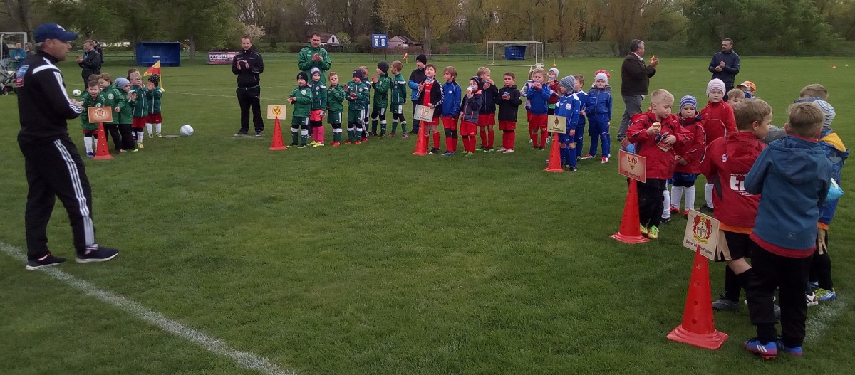 Bambini-Osterspaß am Kanal