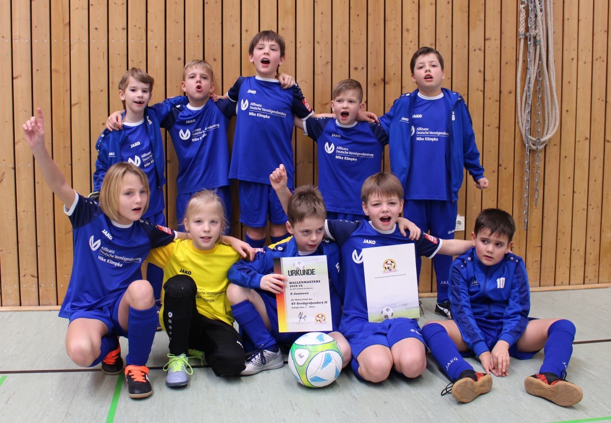 Junioren mit guten Ergebnissen bei Hallenmasters-Endrunde