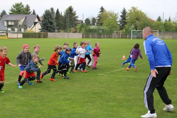 Besuch des DFB-Mobils bei den SVG-Bambini