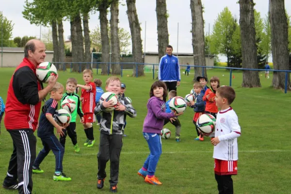 Besuch des DFB-Mobils bei den SVG-Bambini