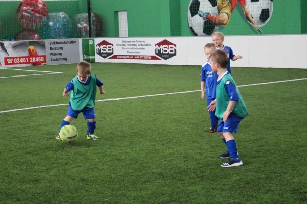 G2-Junioren in der Traumpass Soccer Halle